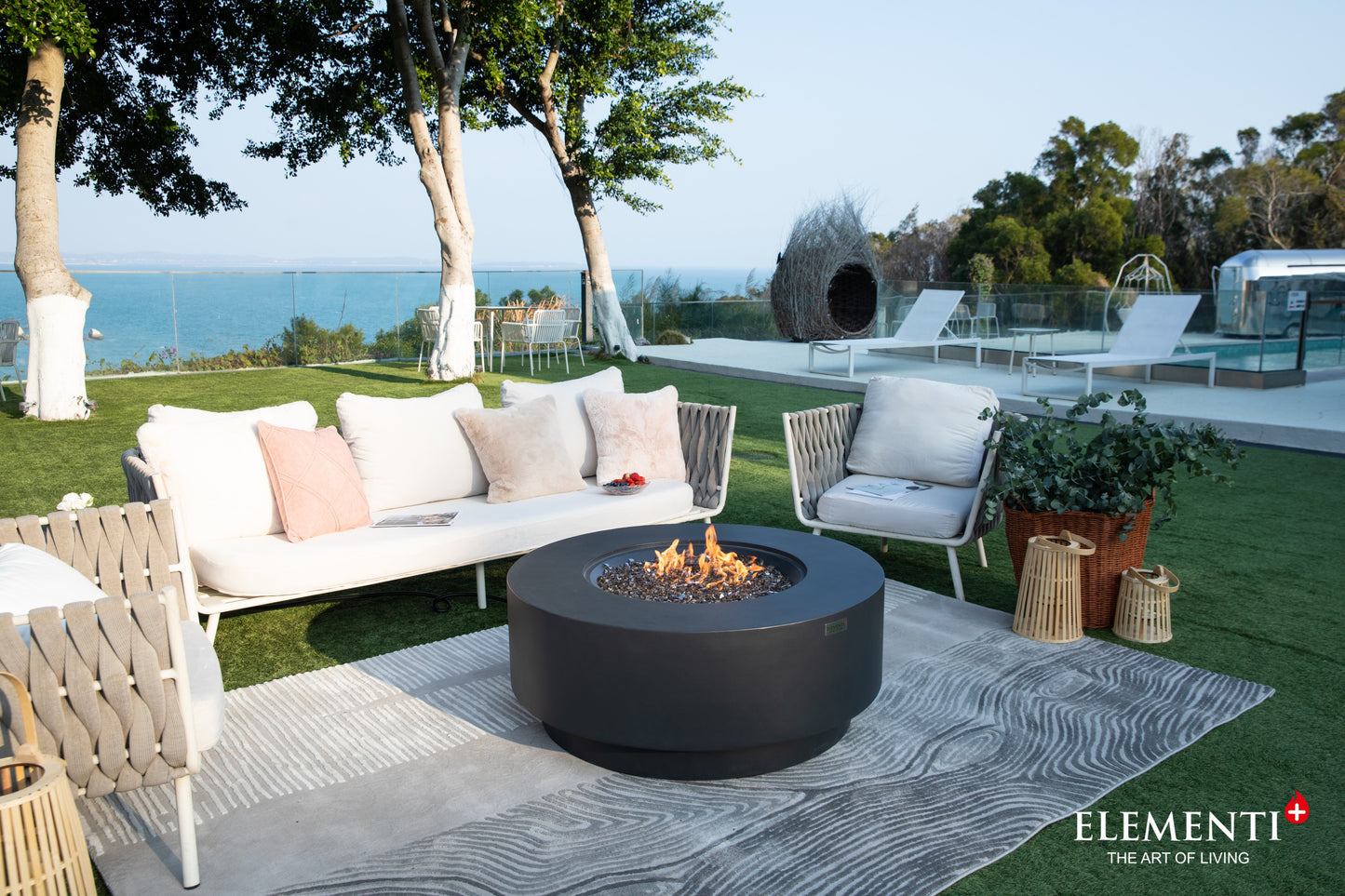Nimes Modern Smooth Concrete Round Fire Pit Table